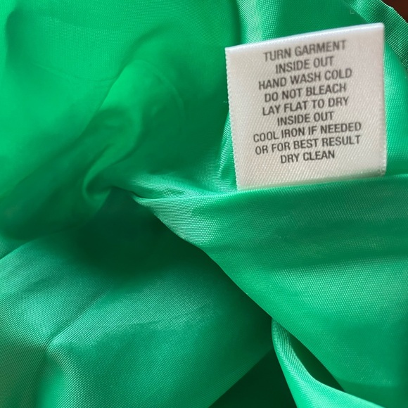 Green with envy; perfect spring & summer dress - Picture 7 of 11